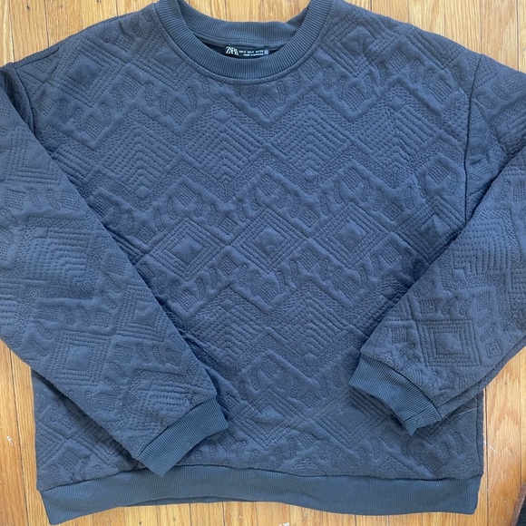 Zara quilted sweatshirt. Size small - Picture 5 of 7